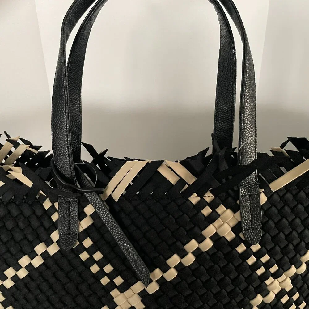 JUST REDUCED! NWT NAGHEDI Bahama Travel Large Travel Tote - Picture 5 of 14